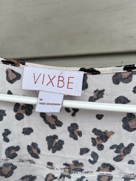 Leopard Print Button-Up - Picture 3 of 3